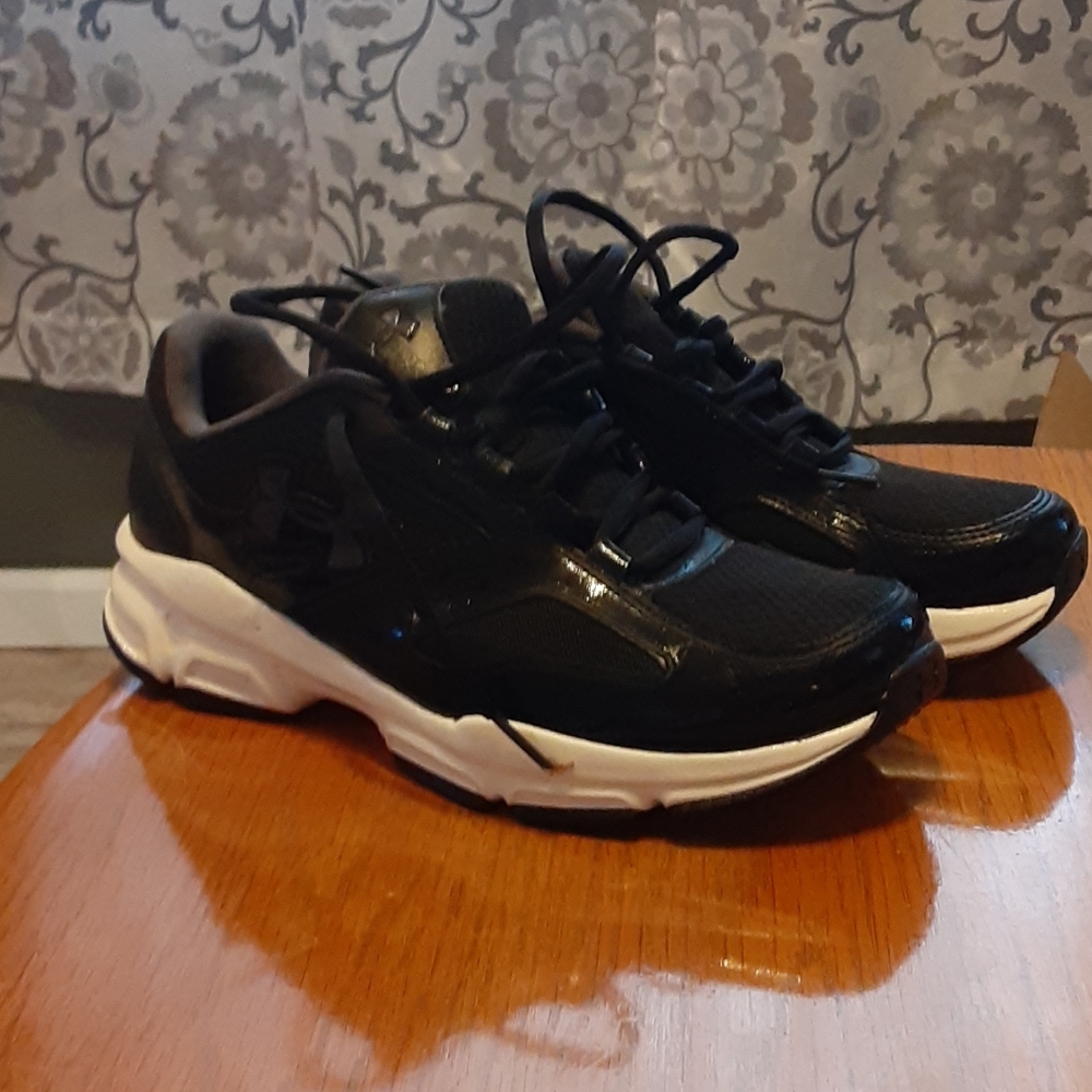 Thick support new condition size womens 9